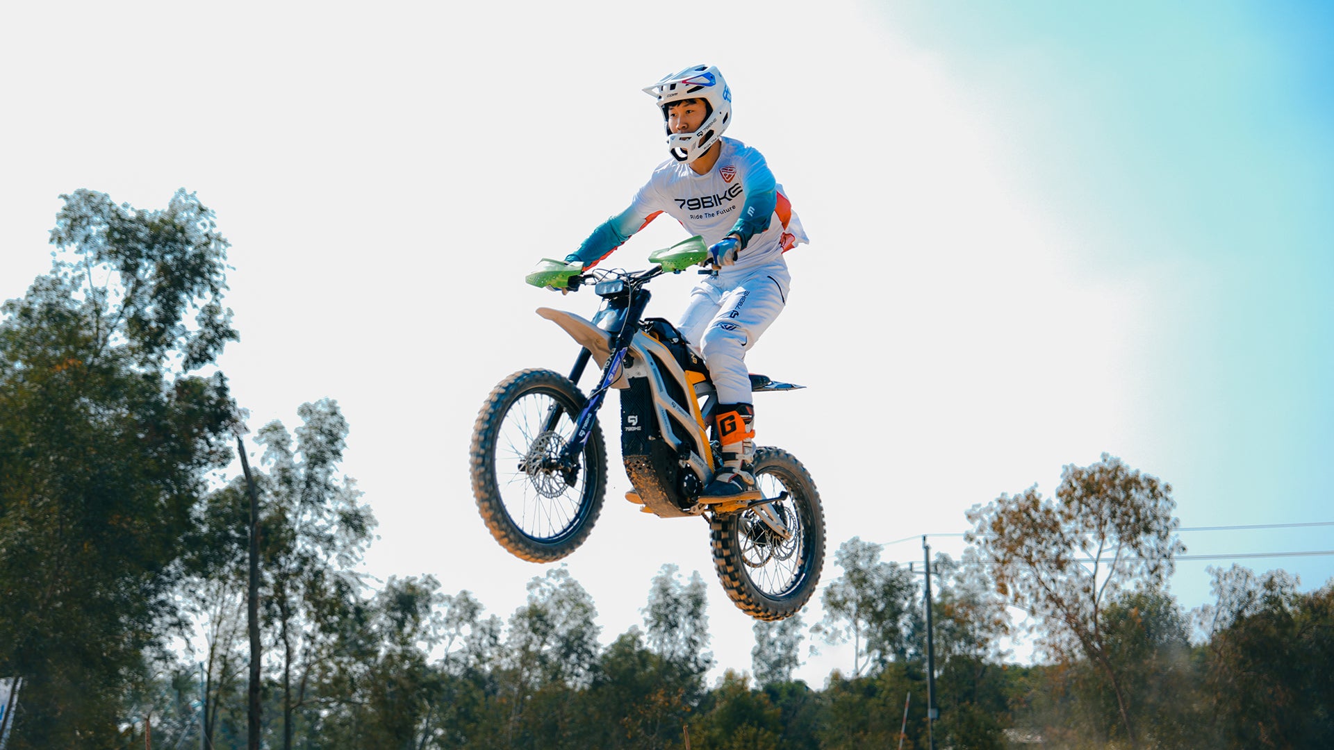 Super Deal! Kick&Move Falcon Pro e-Dirtbike 2025 - Zilver/Geel